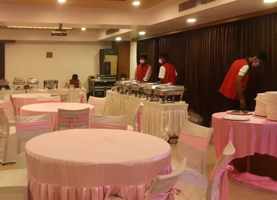 how-can-a-corporate-buffet-make-your-business-event-truly-exceptional